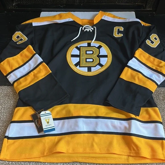 Boston Bruins Throwback Johnny Bucyk Retro Hockey Jersey Black Yellow Sz XXL 56